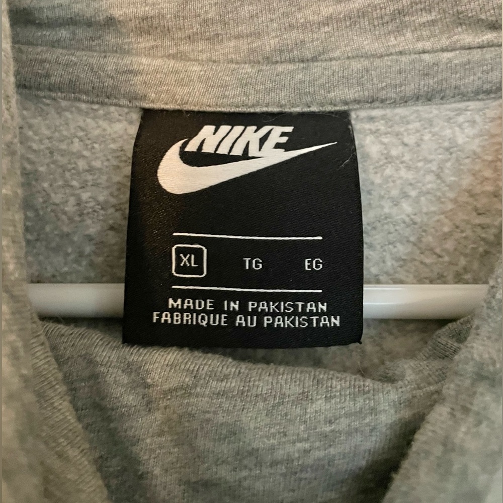 NIKE SWEATSHIRT - Picture 3 of 3